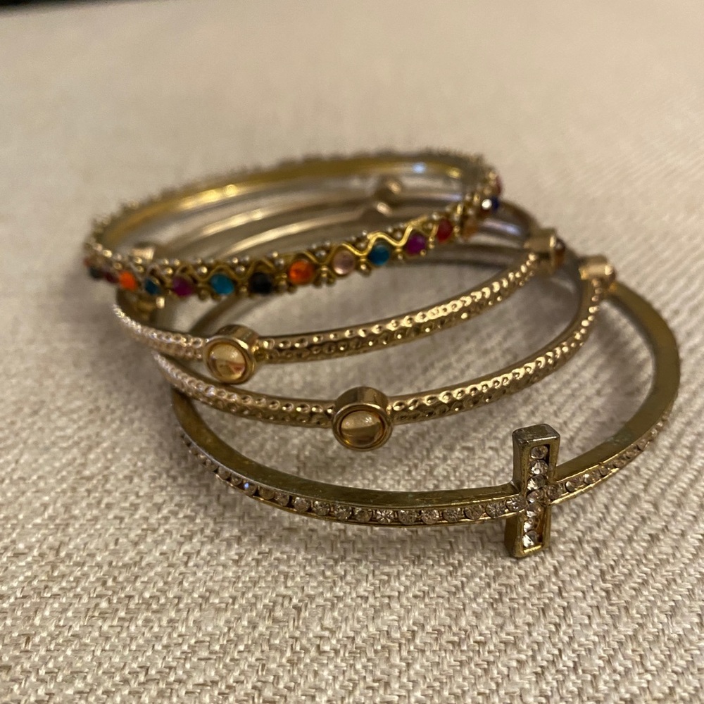 4 gold bangles